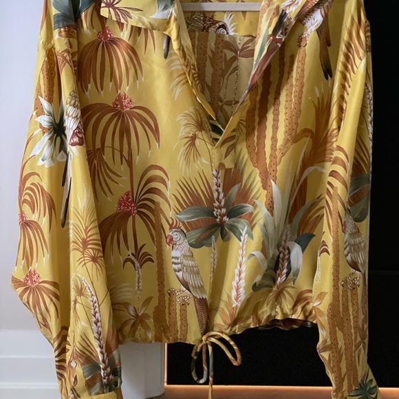 Gorgeous silk Lanvin Paris top - Picture 5 of 5